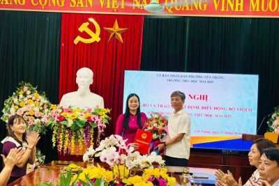 HỘI NGHỊ CÔNG BỐ VÀ TRAO QUYẾT ĐỊNH BỔ NHIỆM HIỆU TRƯỞNG TRƯỜNG TIỂU HỌC MAI SƠN